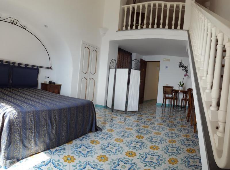 Hotel Montemare Позітано Екстер'єр фото